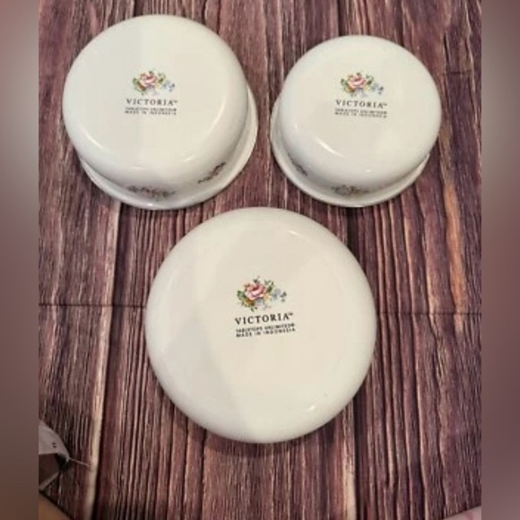 Victoria Silk Flowers Metal Enamel Nesting Bowls Mixing BowL Grandma Cottage VTG - Picture 5 of 11